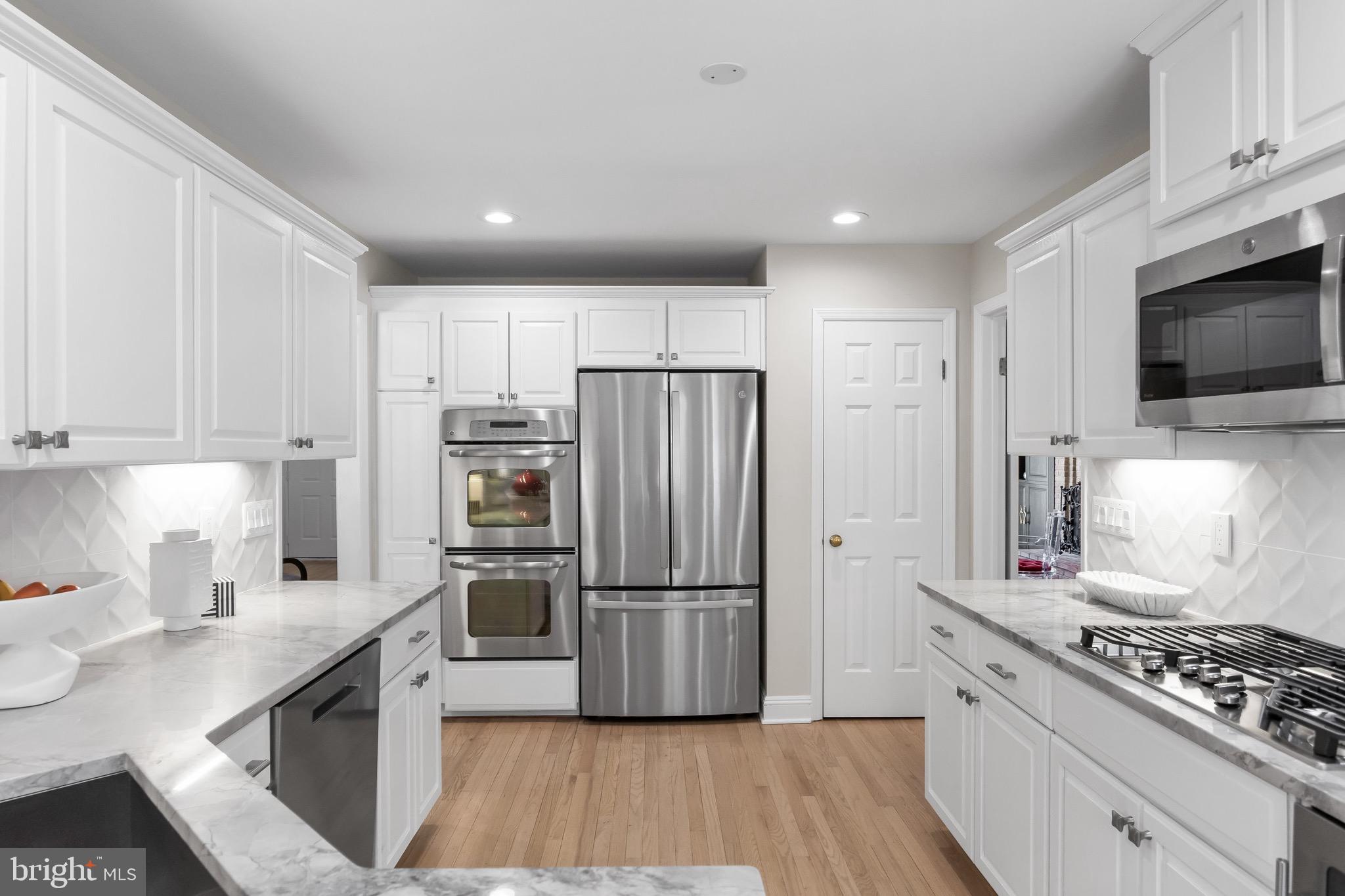 412 Windrow Clusters Drive Moorestown, NJ 08057 - Photo 11 of 38