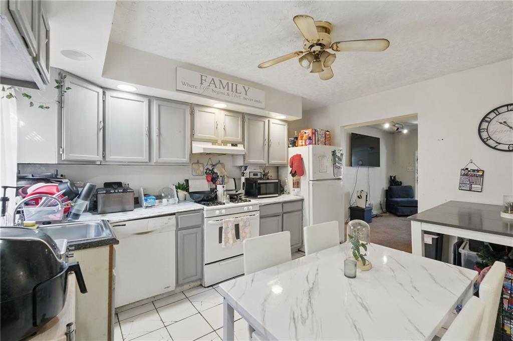 43 Orchard Street McKees Rocks, PA 15136 - Photo 8 of 18 Gallery Image 8