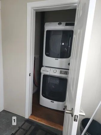 $2,600 | 21 Windham Street, Unit 1, Worcester, MA 01610