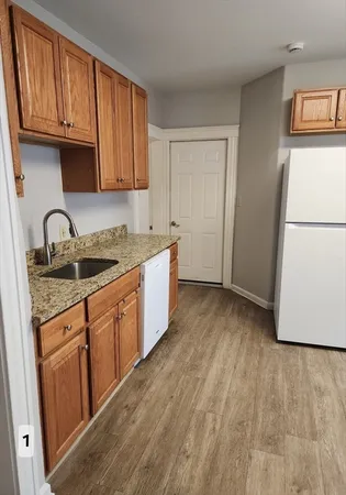 $2,600 | 21 Windham Street, Unit 1, Worcester, MA 01610