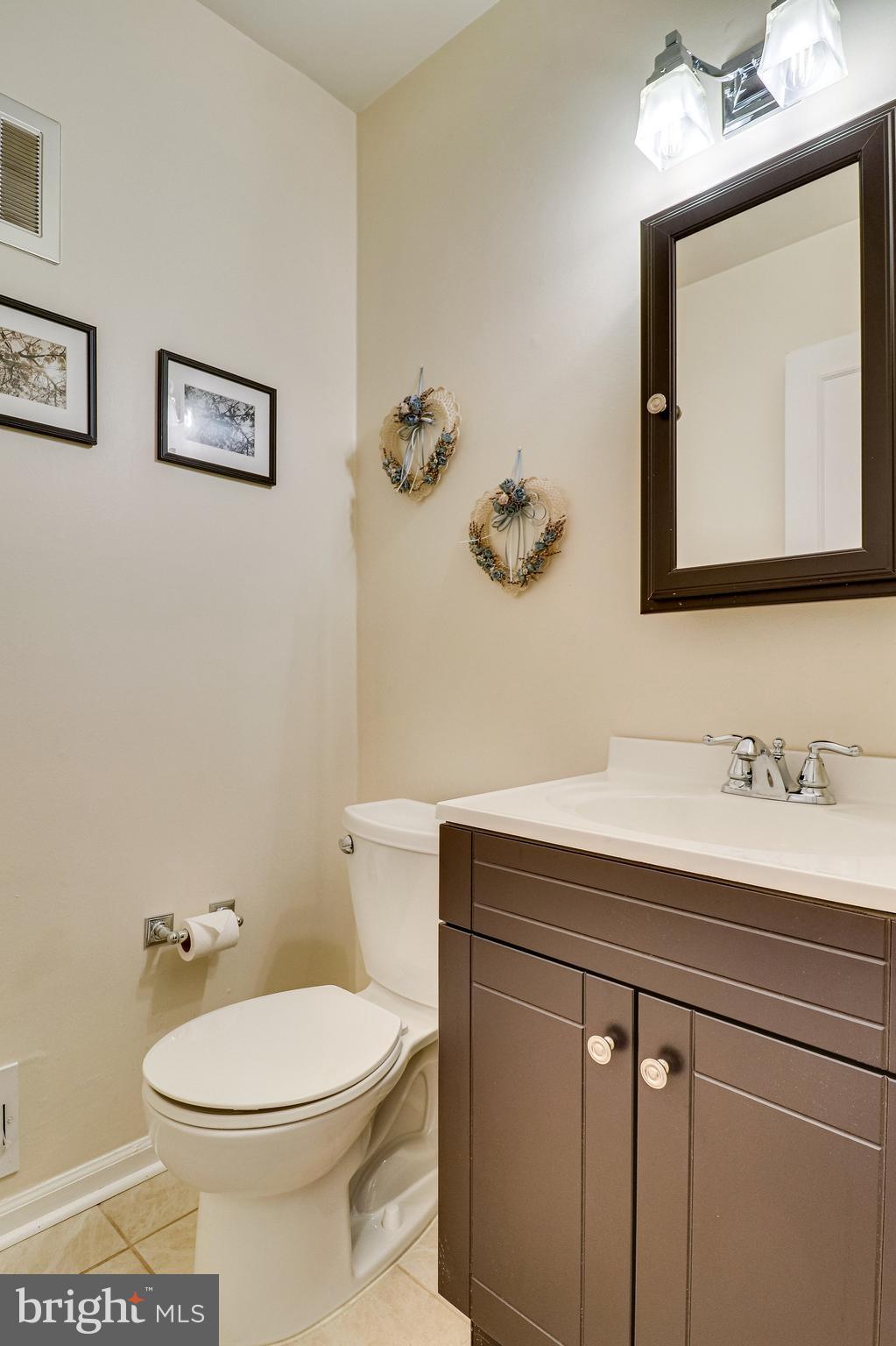 8304 Wickham Road Springfield, VA 22152 - Photo 11 of 60 Main Level Powder Bath