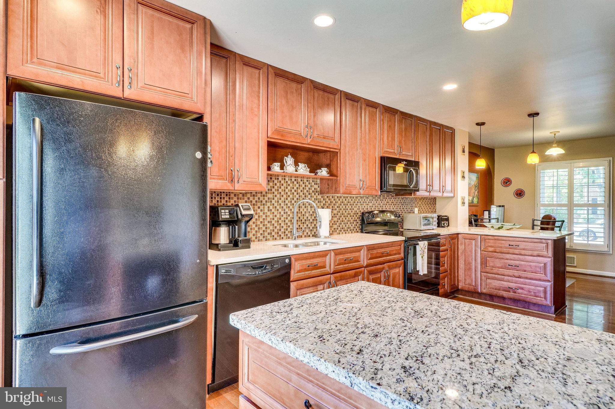 8304 Wickham Road Springfield, VA 22152 - Photo 17 of 60 42" Tall Upper Cabinets - Extra Storage