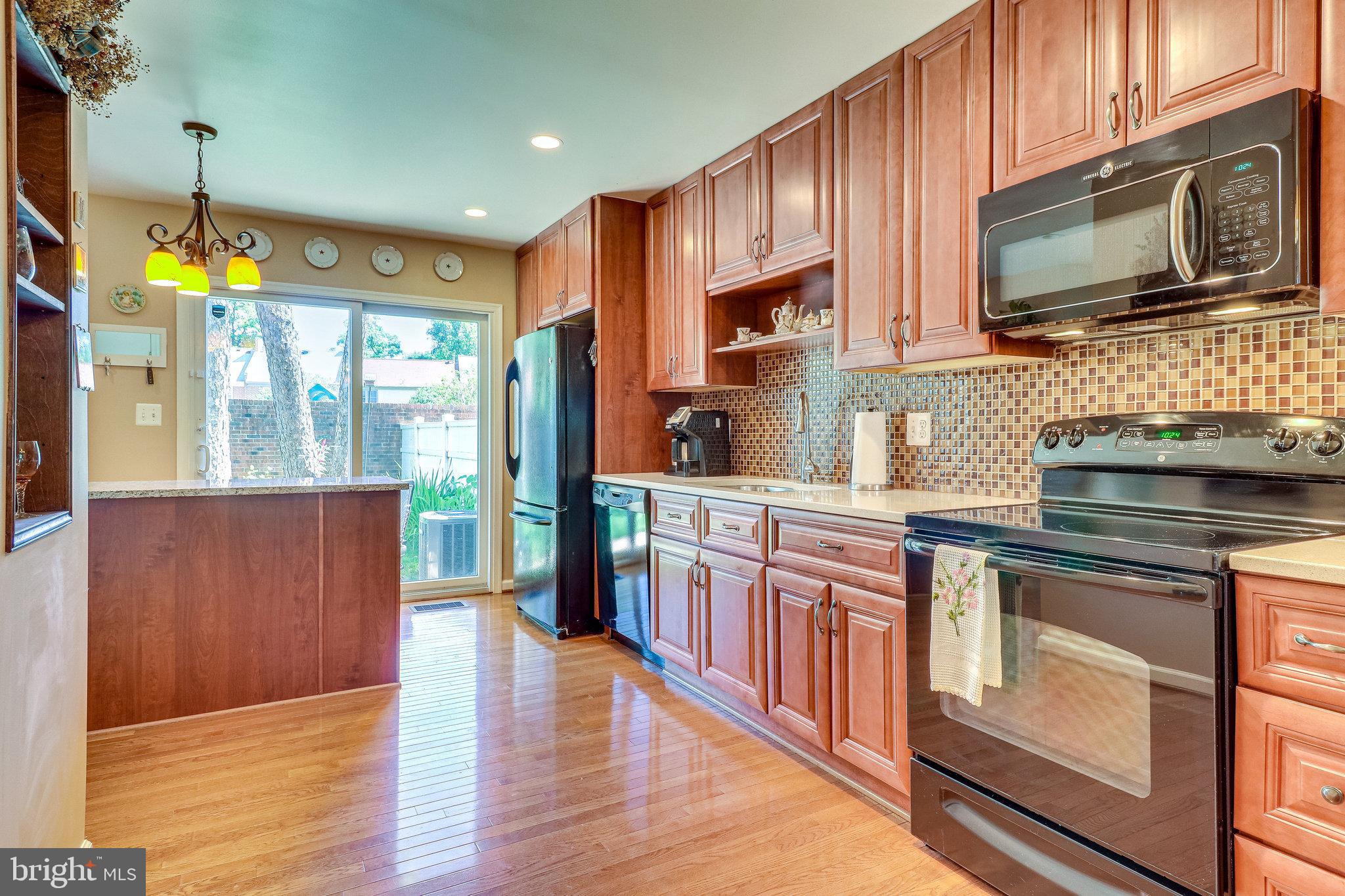 8304 Wickham Road Springfield, VA 22152 - Photo 20 of 60 Gallery Image 20
