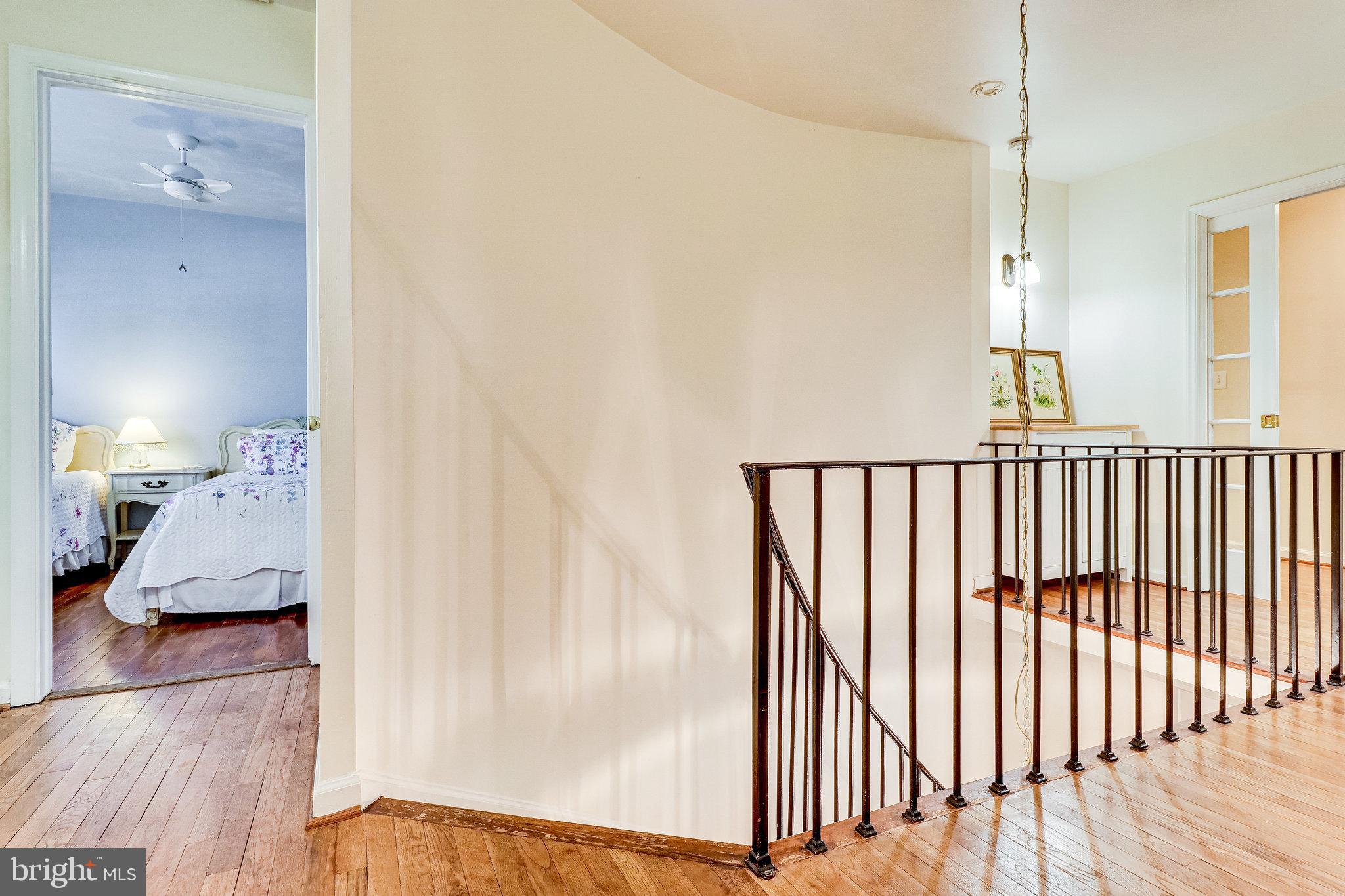 8304 Wickham Road Springfield, VA 22152 - Photo 27 of 60 Upper Level Hallway