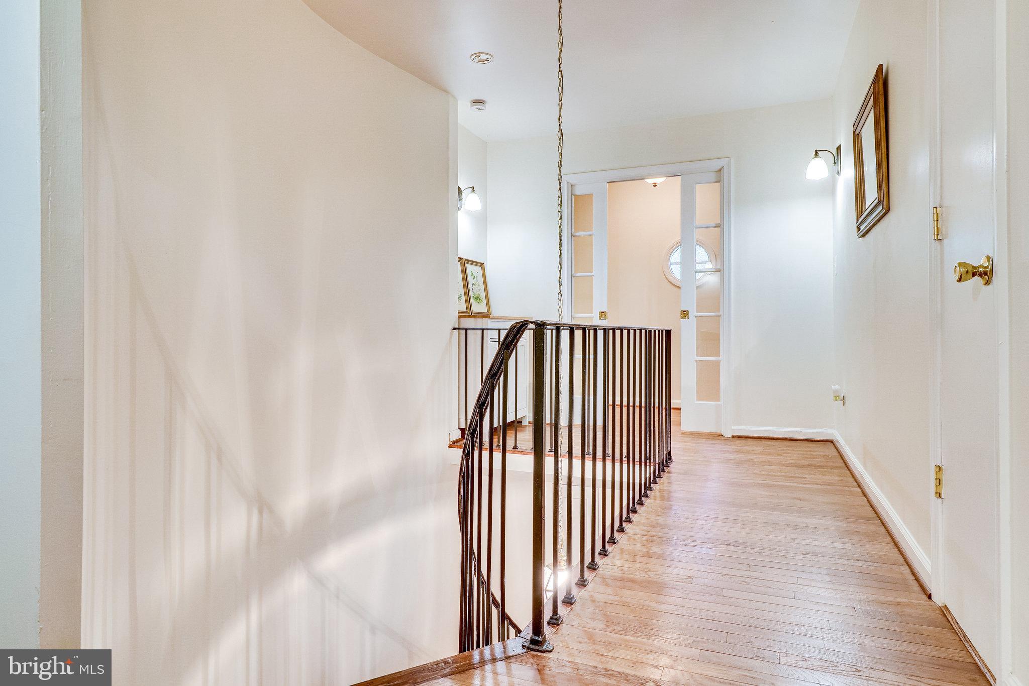 8304 Wickham Road Springfield, VA 22152 - Photo 29 of 60 Upper Level Hallway