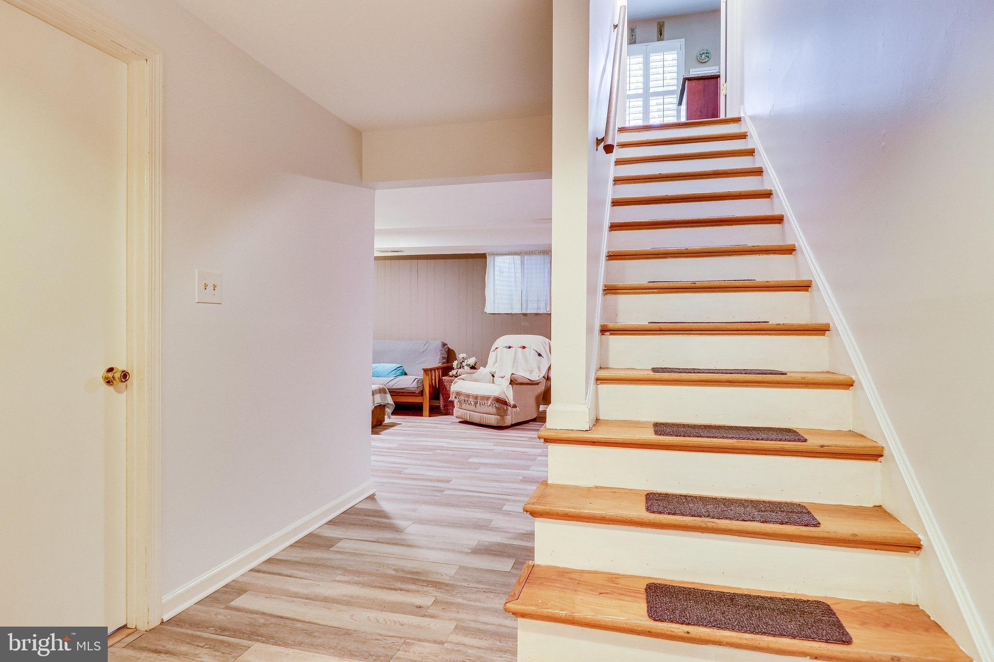 8304 Wickham Road Springfield, VA 22152 - Photo 40 of 60 Lower Level Stairwell