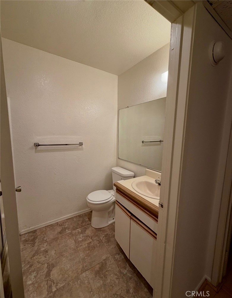 10129 Commerce Street Downey, CA 90242 - Photo 4 of 6