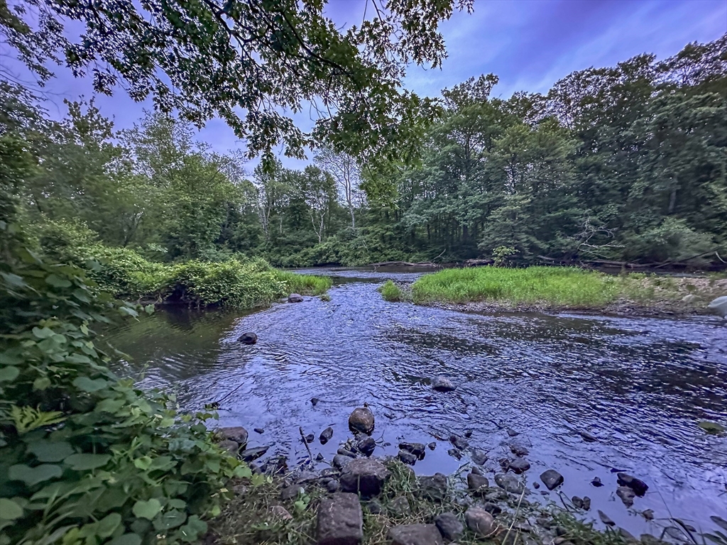 134 Southbridge Road Dudley, MA 01571 - Photo 15 of 42 Gallery Image 15