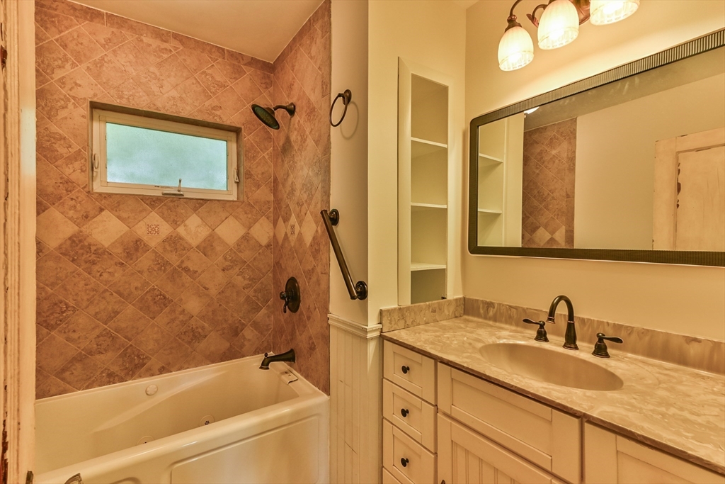 134 Southbridge Road Dudley, MA 01571 - Photo 36 of 42 Gallery Image 36