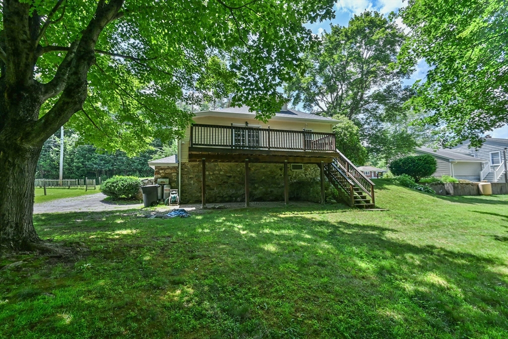 134 Southbridge Road Dudley, MA 01571 - Photo 8 of 42 Gallery Image 8