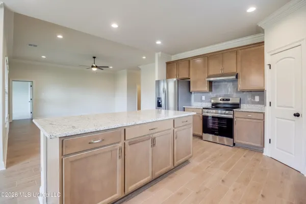 $2,400 | 12 Red Oak Drive, Long Beach, MS 39560
