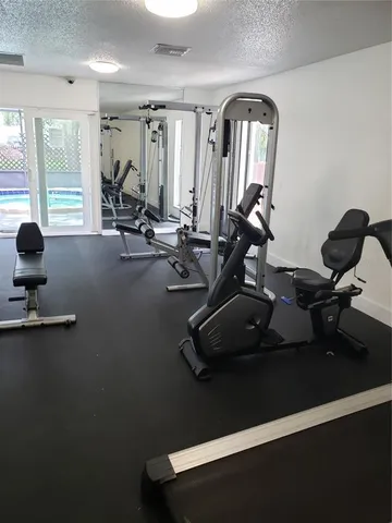 $1,075 | 4145 Dolphin Drive, Unit 4145, Tampa, FL 33617