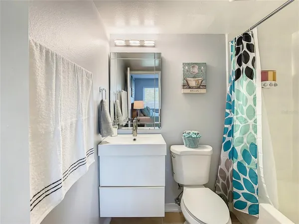 $1,035 | 4145 Dolphin Drive, Unit 4145, Tampa, FL 33617