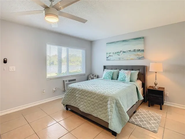 $1,075 | 4145 Dolphin Drive, Unit 4145, Tampa, FL 33617