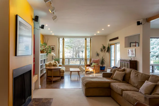 $1,295,000 | 101 Dogwood Road, Hailey, ID 83333