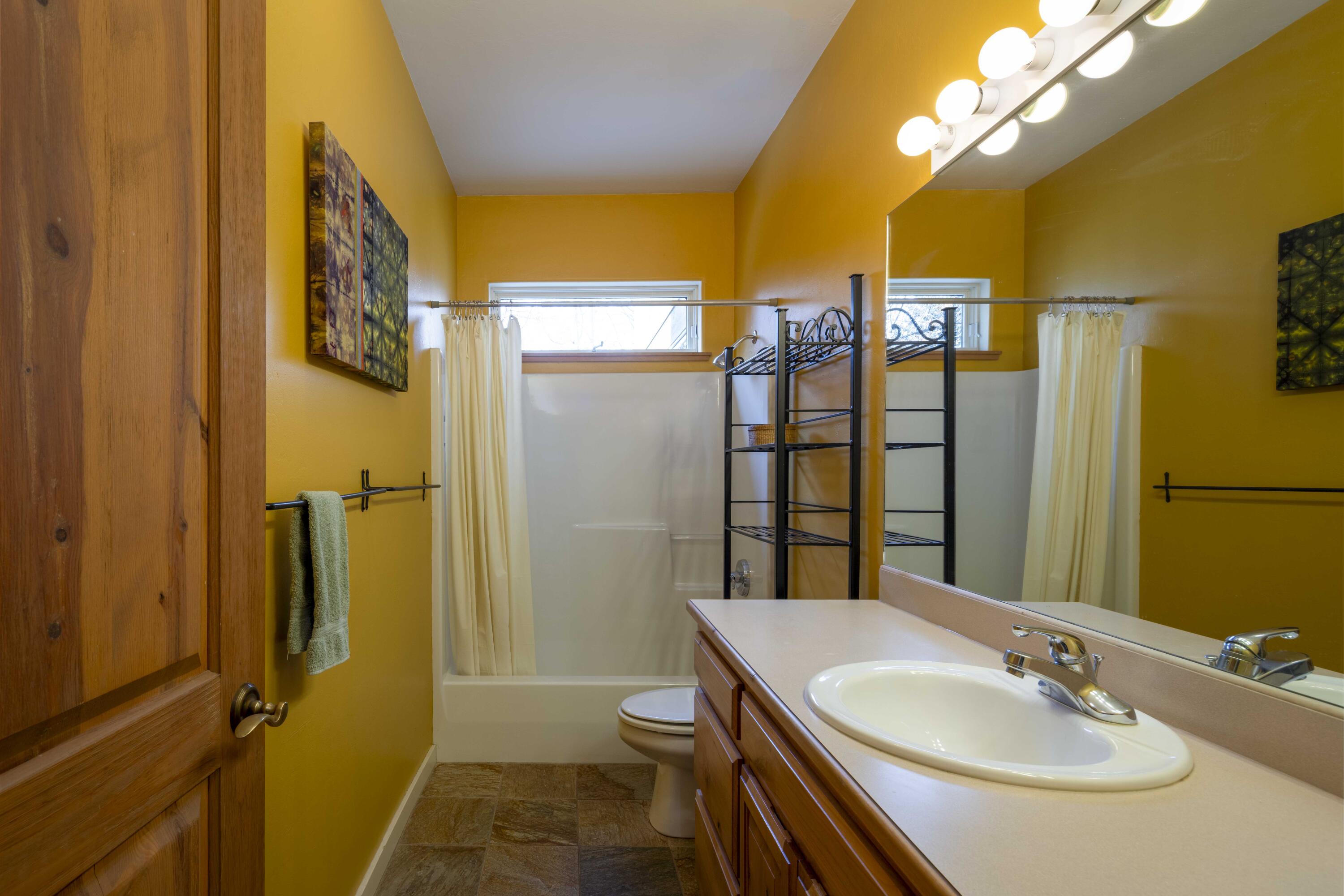101 Dogwood Road Hailey, ID 83333 - Photo 22 of 34 Downstairs Bathroom