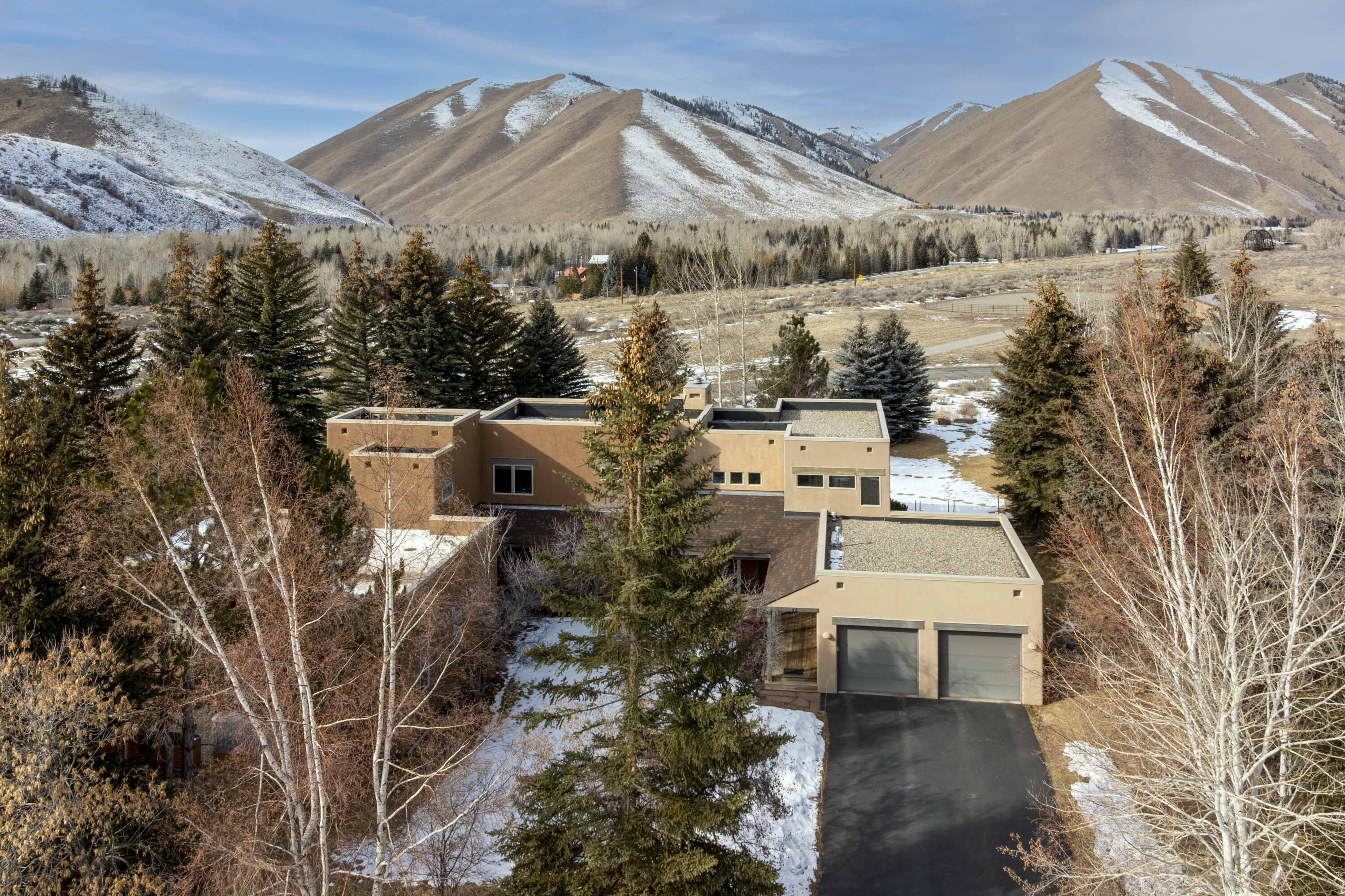 101 Dogwood Road Hailey, ID 83333 - Photo 25 of 34 Aerial