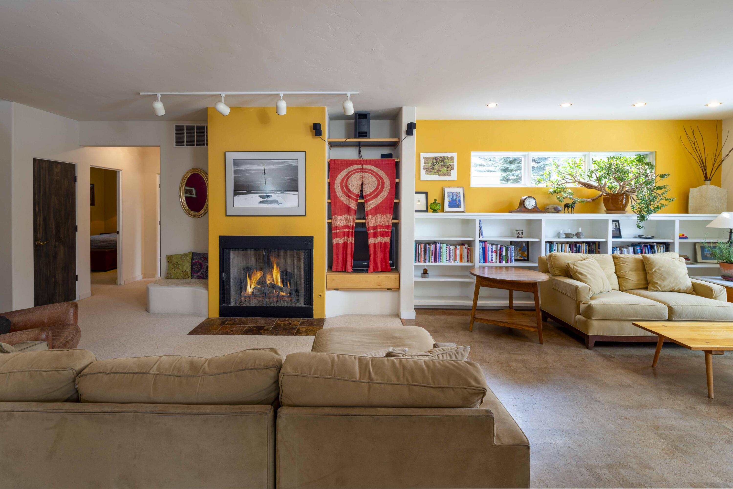 101 Dogwood Road Hailey, ID 83333 - Photo 4 of 34 Living Room