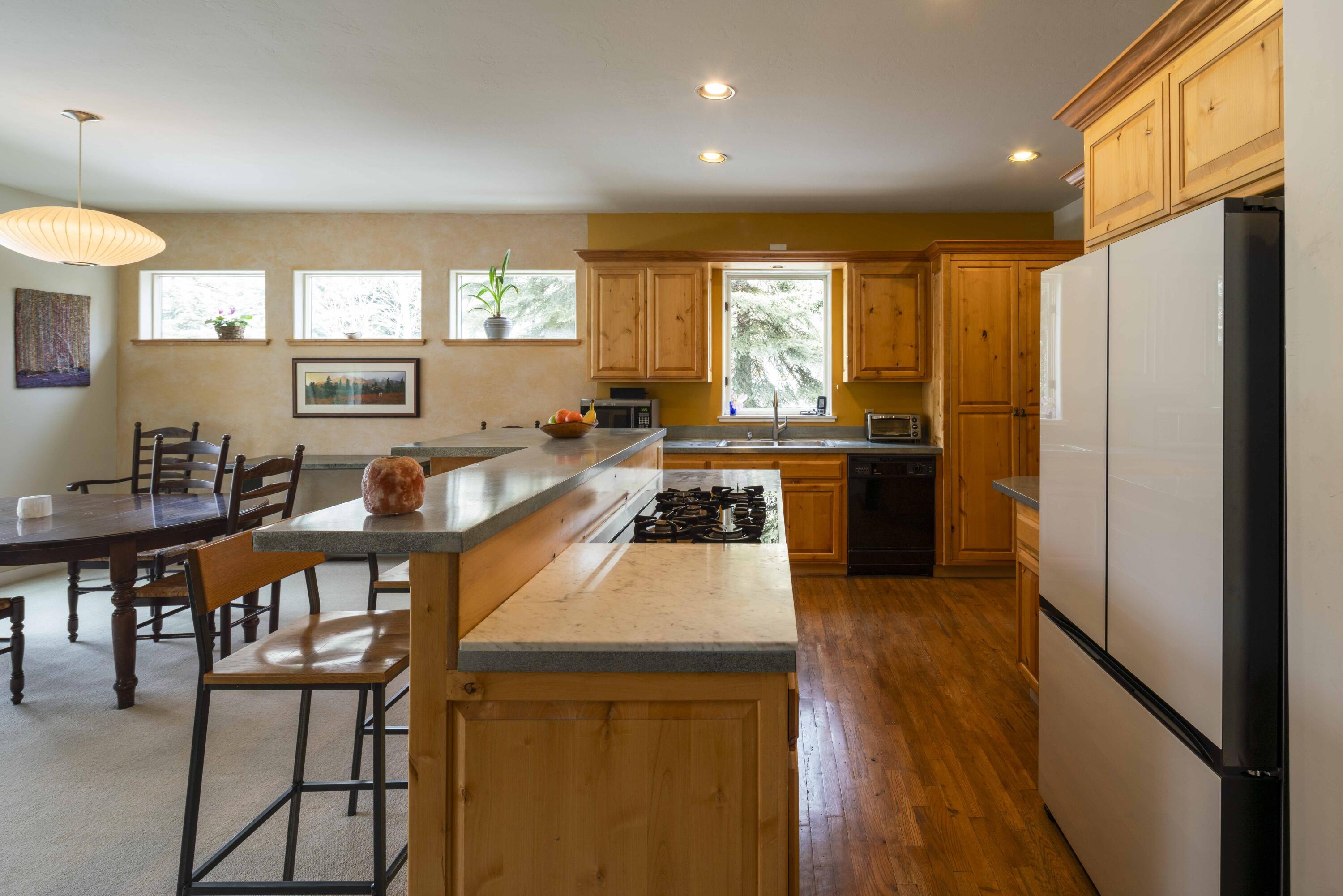 101 Dogwood Road Hailey, ID 83333 - Photo 7 of 34 Kitchen