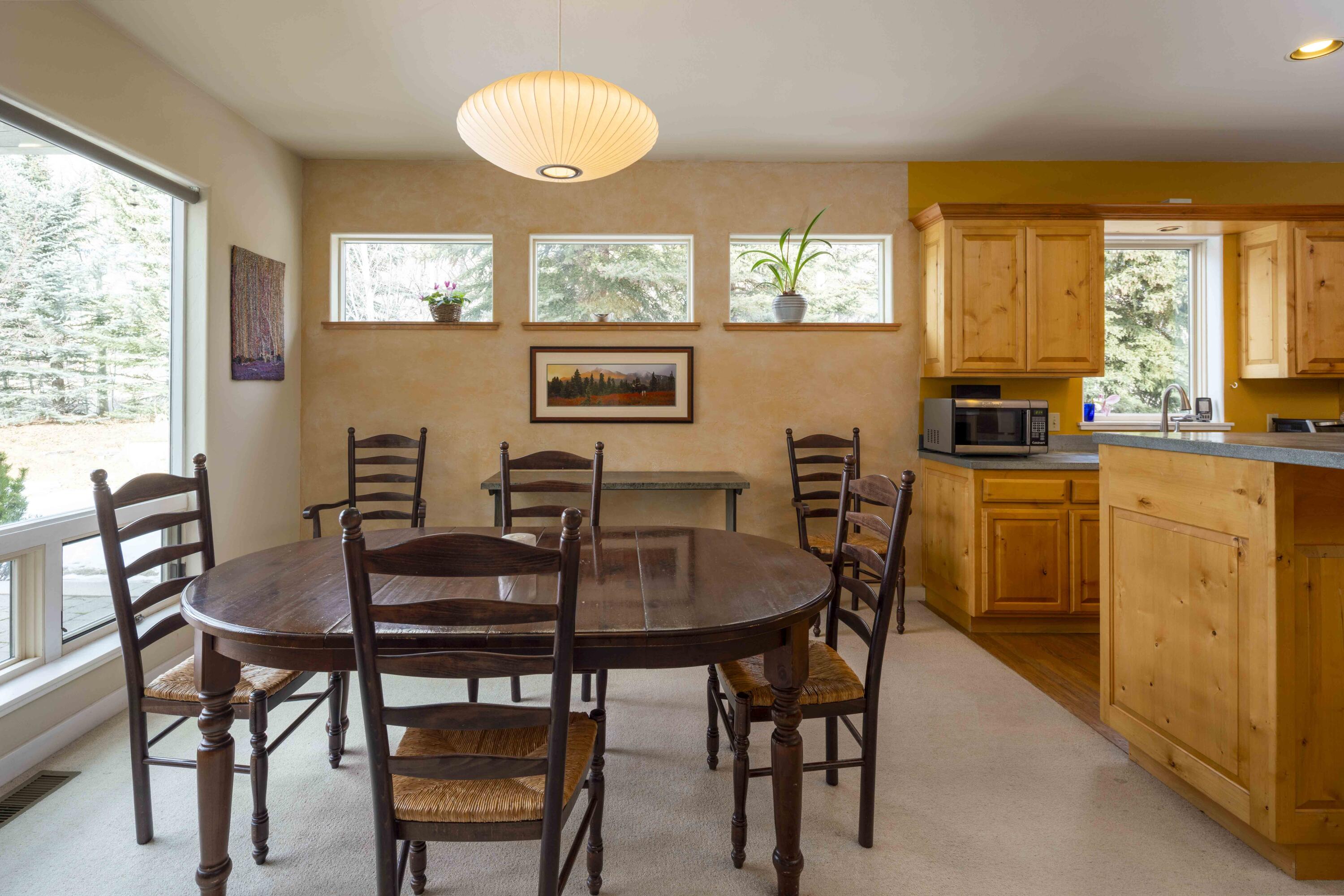 101 Dogwood Road Hailey, ID 83333 - Photo 9 of 34 Dining Room