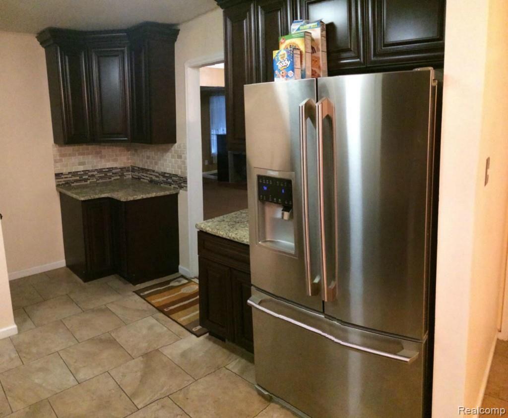 7600 Miller Road Dearborn, MI 48126 - Photo 13 of 26 IMG_1652 (Copy).jpg