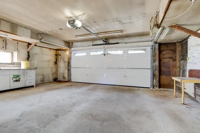 $139,900 | 1614 29th Avenue, Menominee, MI 49858