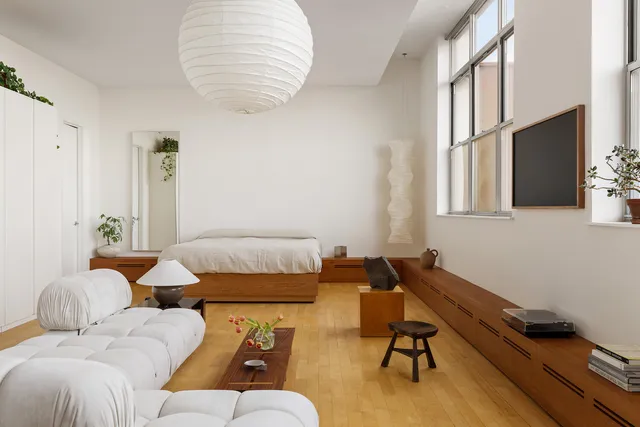 $1,100,000 | 970 Kent Avenue, Unit 512 | Bedford-Stuyvesant