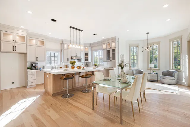 $2,699,000 | 1921 Beechnut Road, Northbrook, IL 60062