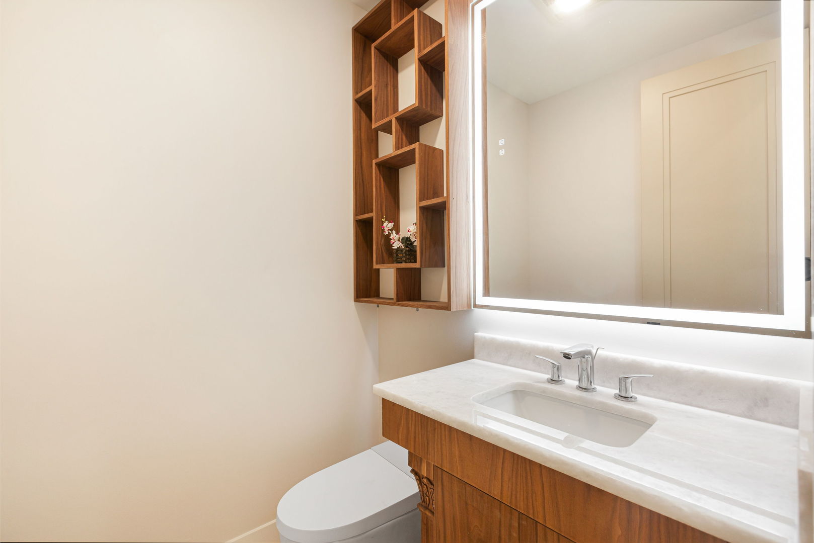 1921 Beechnut Road Northbrook, IL 60062 - Photo 24 of 56 a bathroom with a sink and a mirror