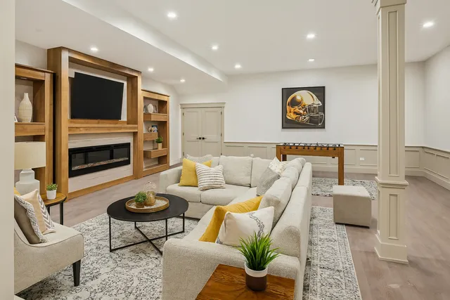 $2,699,000 | 1921 Beechnut Road, Northbrook, IL 60062