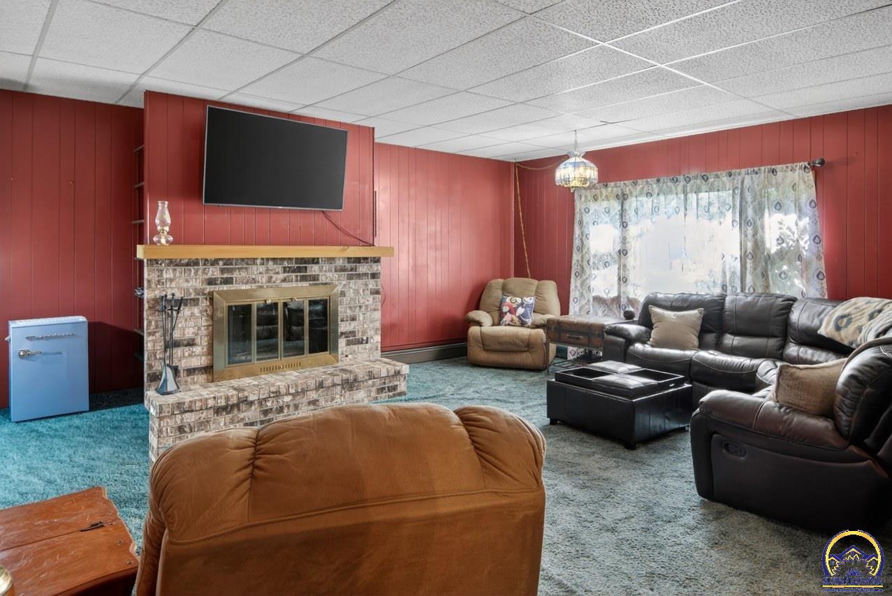 4830 Northwest Pottawatomie Road Topeka, KS 66618 - Photo 19 of 38
