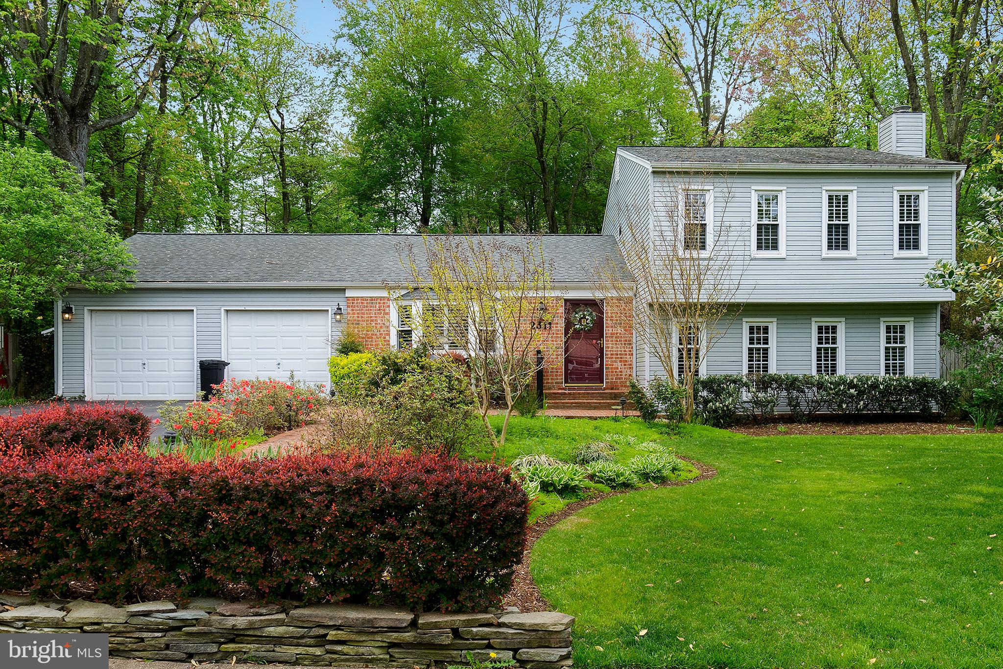 2311 Rosedown Drive Reston, VA 20191 - Photo 2 of 33