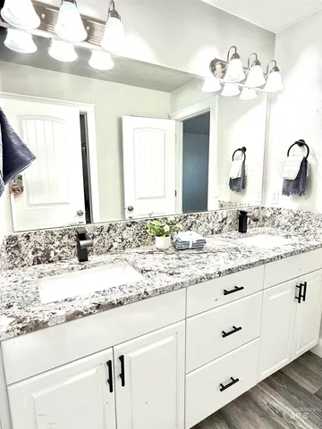 $649,000 | 1726 North Calaveras Place, Kuna, ID 83634