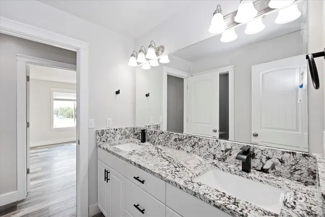 $649,000 | 1726 North Calaveras Place, Kuna, ID 83634