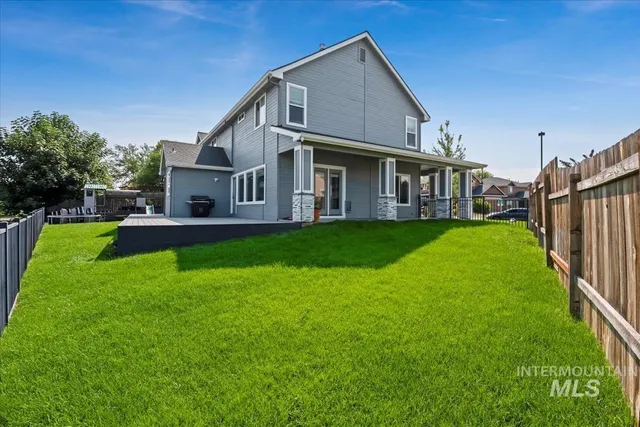 $649,000 | 1726 North Calaveras Place, Kuna, ID 83634