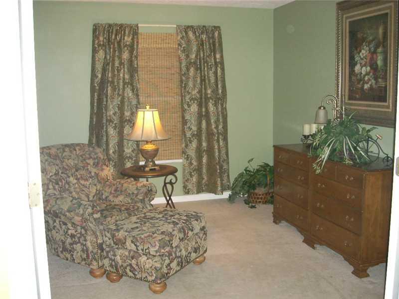 770 Westover Road Avon, IN 46123 - Photo 4 of 14 Gallery Image 4