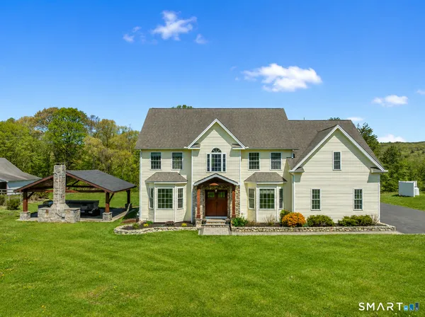 $1,200,000 | 94 Cooks Lane, Guilford, CT 06437