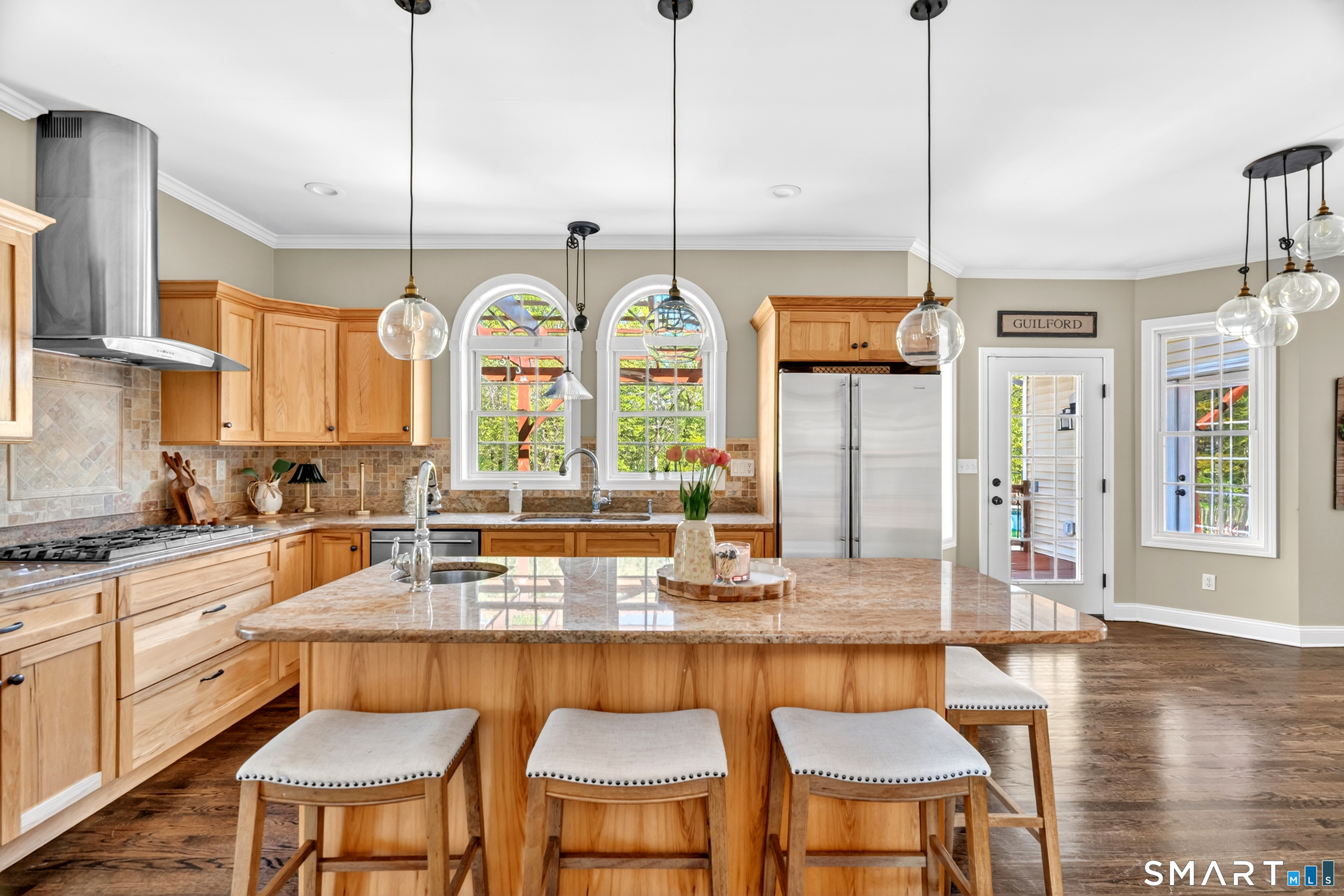 94 Cooks Lane Guilford, CT 06437 - Photo 10 of 40