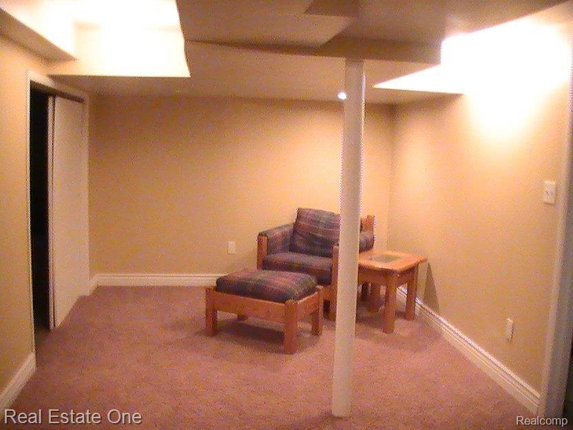 835 Drexel Street Dearborn, MI 48128 - Photo 19 of 24 835 Drexel 012