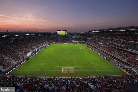 $689,900 | 42 G Street Southwest, Washington, DC 20024