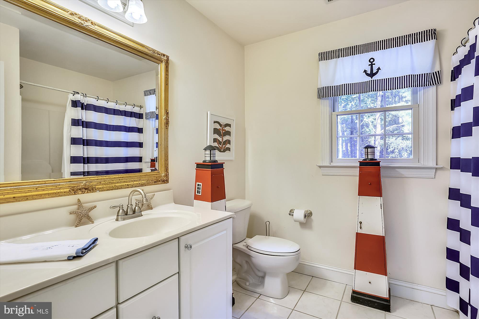 5016 Reed Road Oxford, MD 21654 - Photo 39 of 45 Full Hall Bath