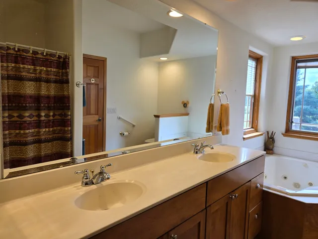 $749,000 | 711 Lucas Lane, Jefferson, WI 53549