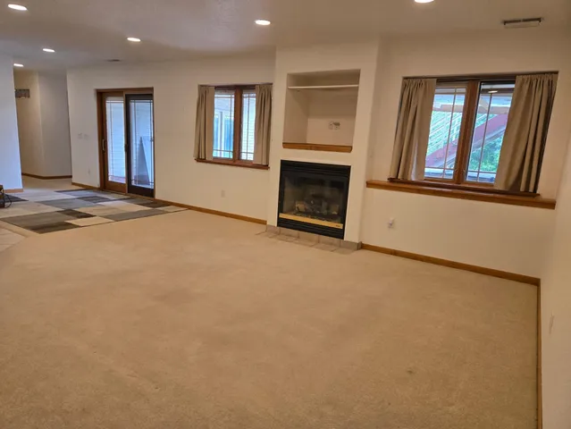 $749,000 | 711 Lucas Lane, Jefferson, WI 53549