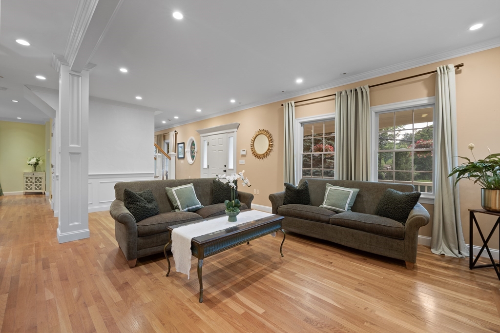 241 Ridge Street Winchester, MA 01890 - Photo 12 of 39