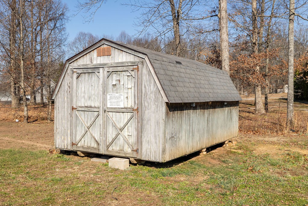 123 Timber Rdg Drive Pulaski, TN 38478 - Photo 17 of 20 a view of front door of house