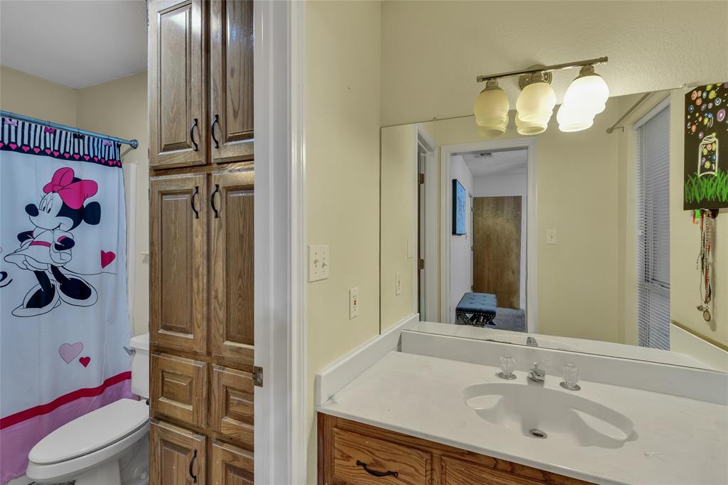 2020 Houston Road Burleson, TX 76028 - Photo 31 of 40 Gallery Image 31