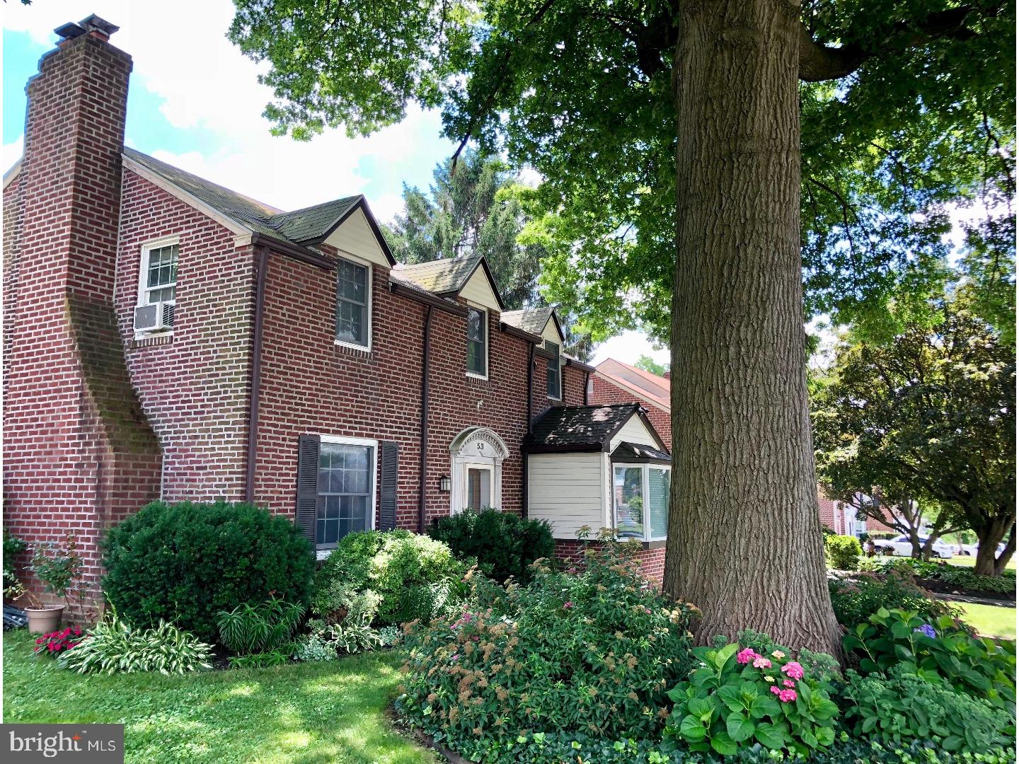 53 Treaty Road Drexel Hill, PA 19026 - Photo 2 of 25 Exterior Front