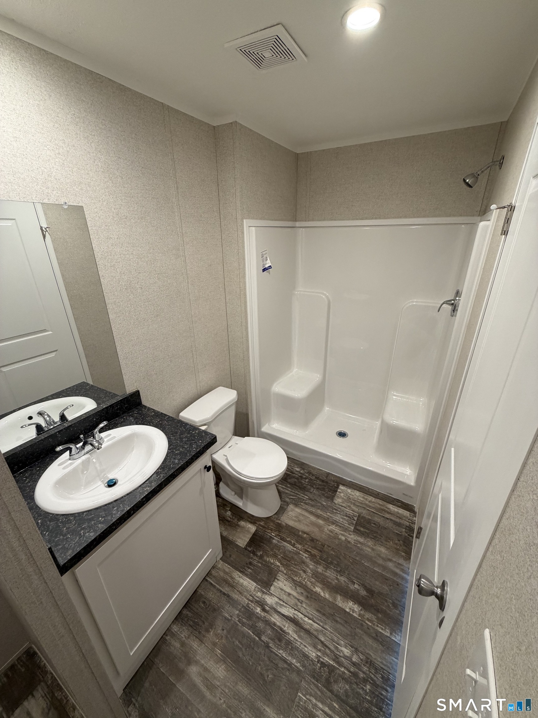 435 High Street, Unit 42 Groton, CT 06355 - Photo 8 of 11