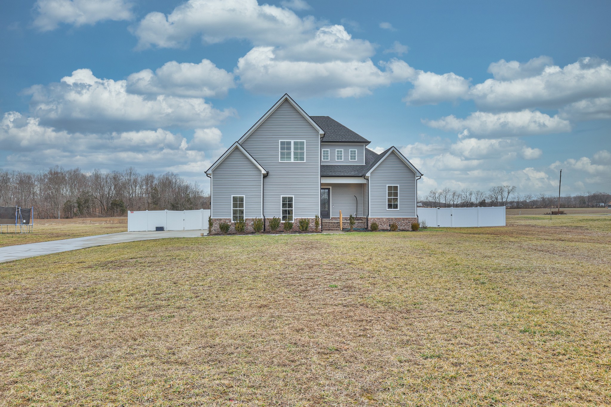 a house view with a outdoor space