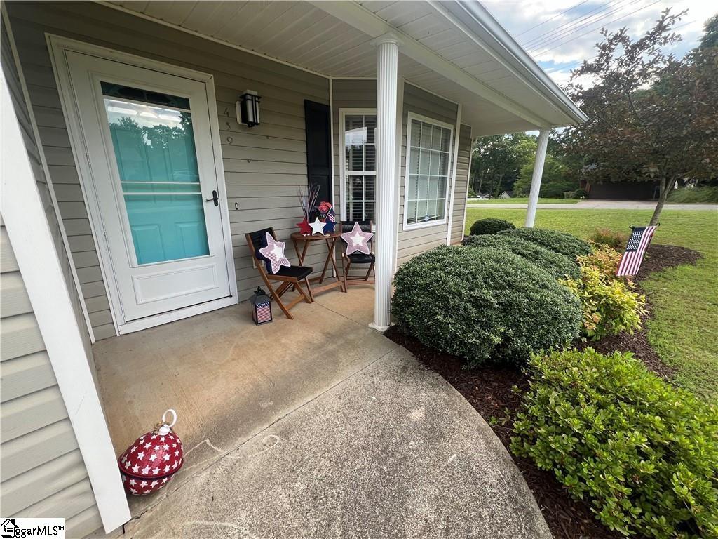 439 Old Colony Road Anderson, SC 29621 - Photo 4 of 34